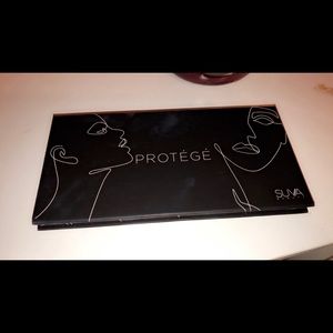 SUVA Beauty Protégé Eyeshadow Palette